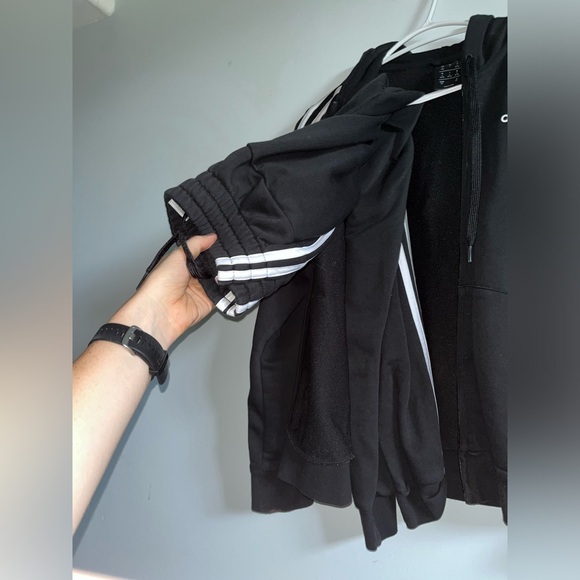 Adidas women’s track suit - Picture 4 of 5